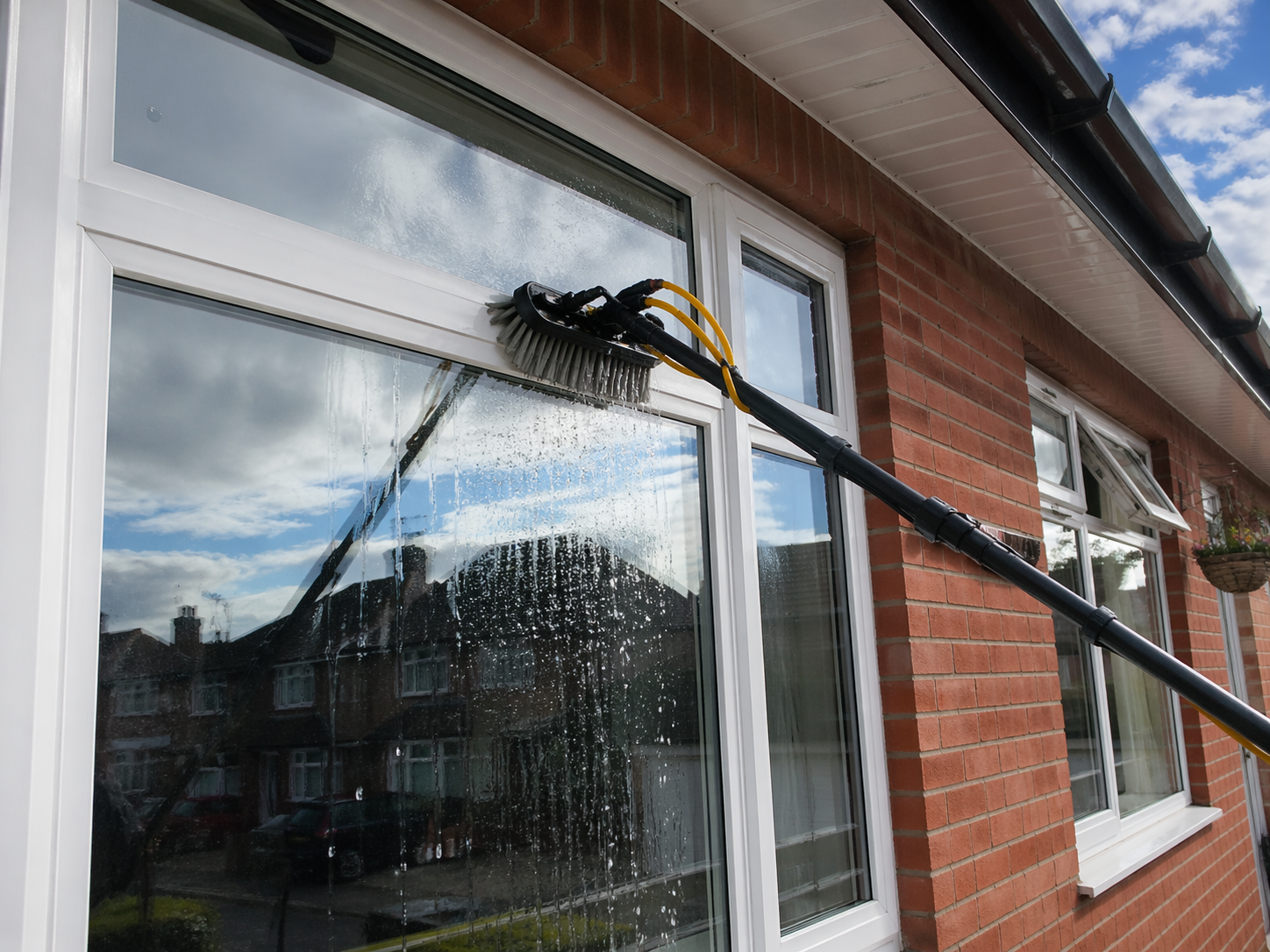 window cleaning in Leeds, Wakefield, Castleford, Pontefract and Knottingley